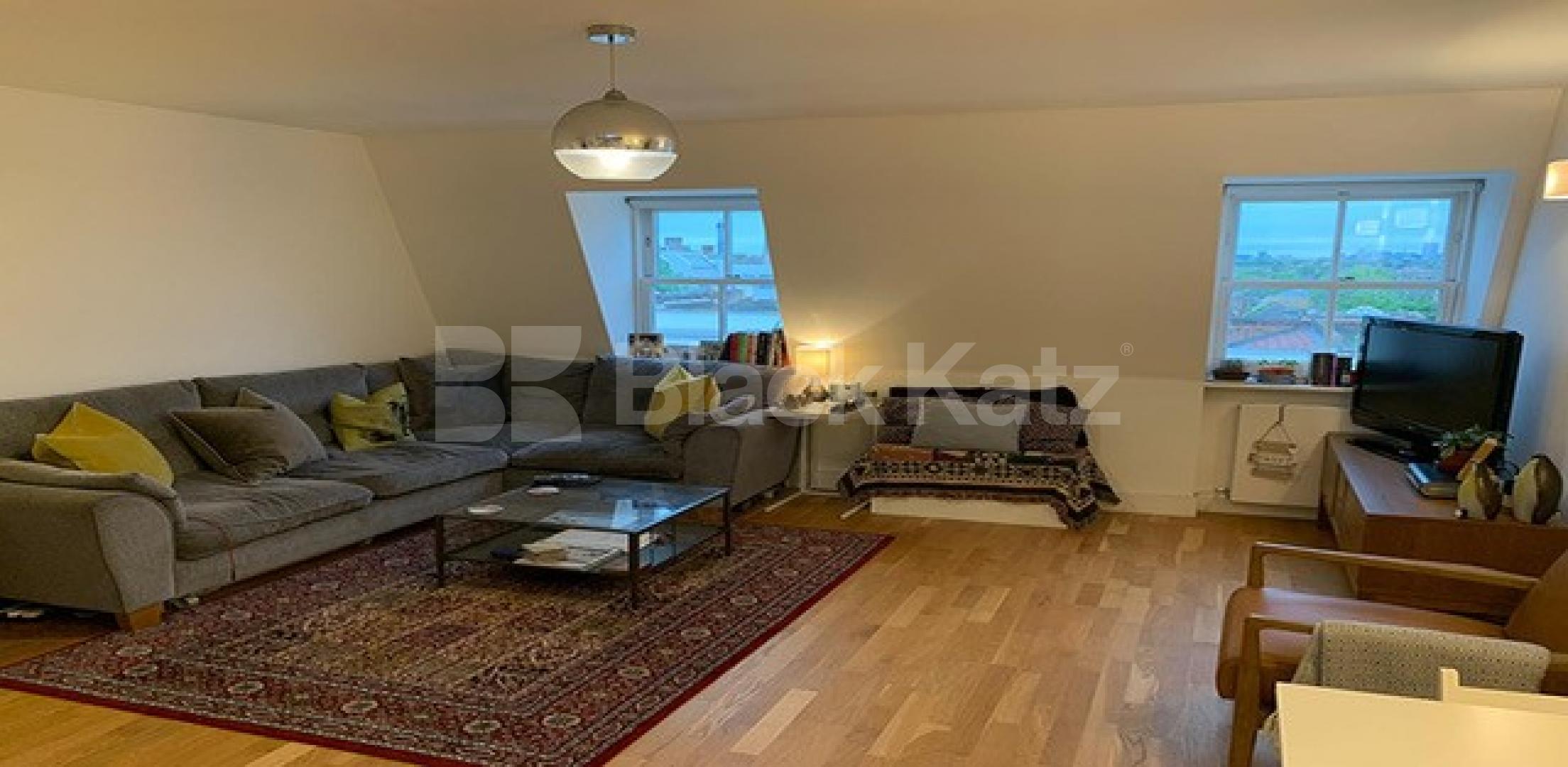 			1 Bedroom, 1 bath, 1 reception Apartment			 York Way, CAMDEN BORDERS